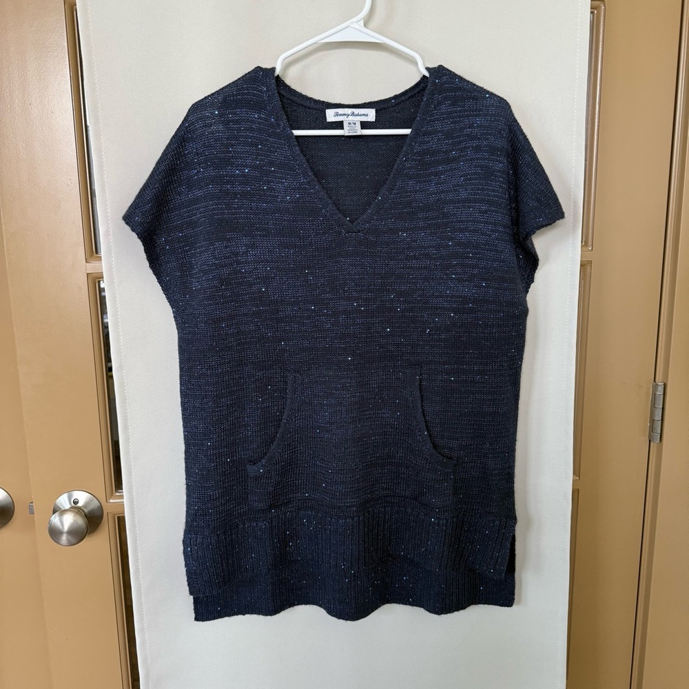 Tommy Bahama Women's Medium Navy Blue Sequin V-Neck Short‎ Sleeve Sweater